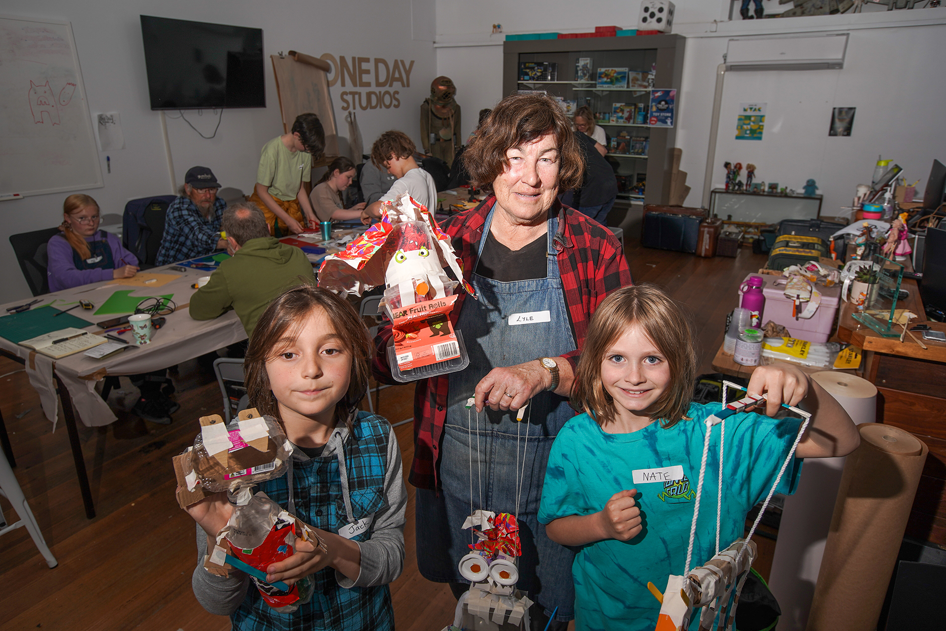 Slc Puppet Making Puppet workshop helps set the stage - South West Community Foundation
